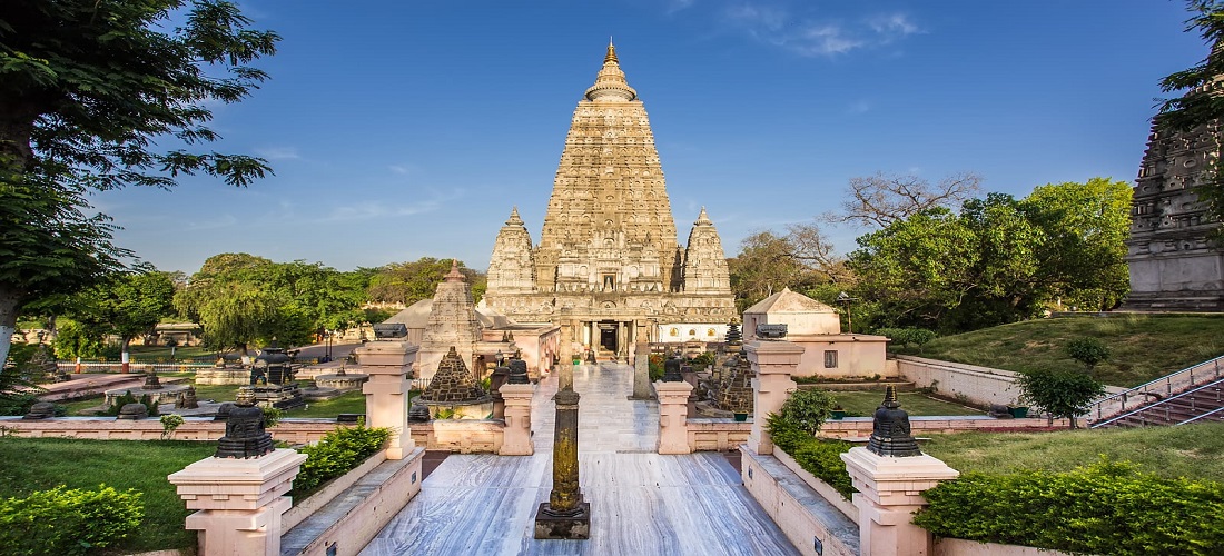KASHI TOUR 6 DAYS PACKAGE Mooving india